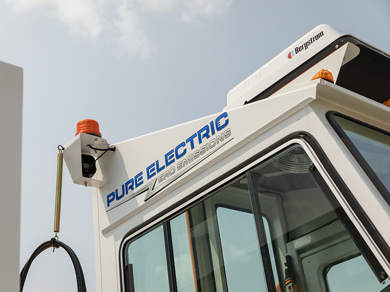 Pure Electric Yard Trucks