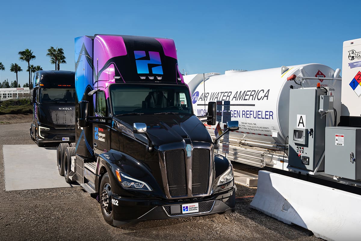 Toyota Demonstrates Eight-Minute Hydrogen Truck Refueling